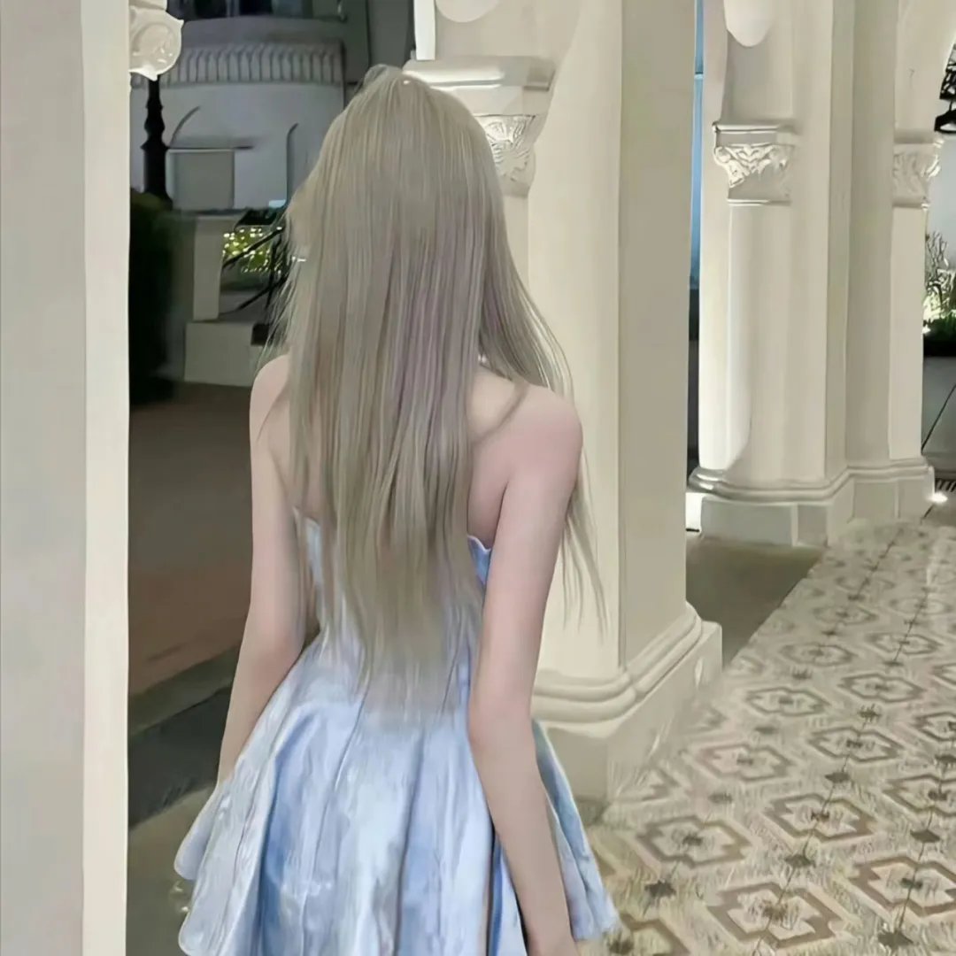 丑小鸭天鹅
